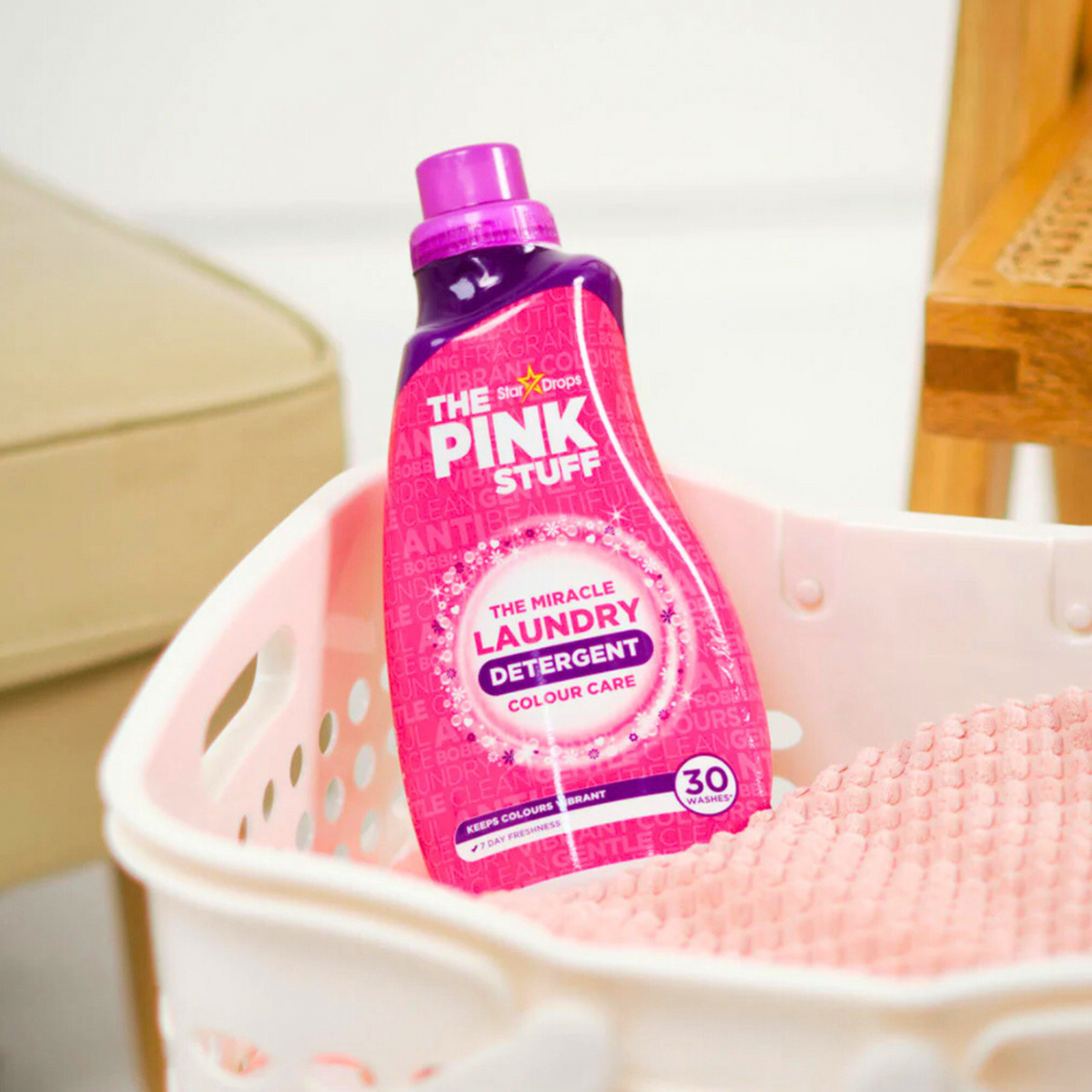 The Pink Stuff Płyn do Prania Tkanin Kolor 30 Prań 960ml